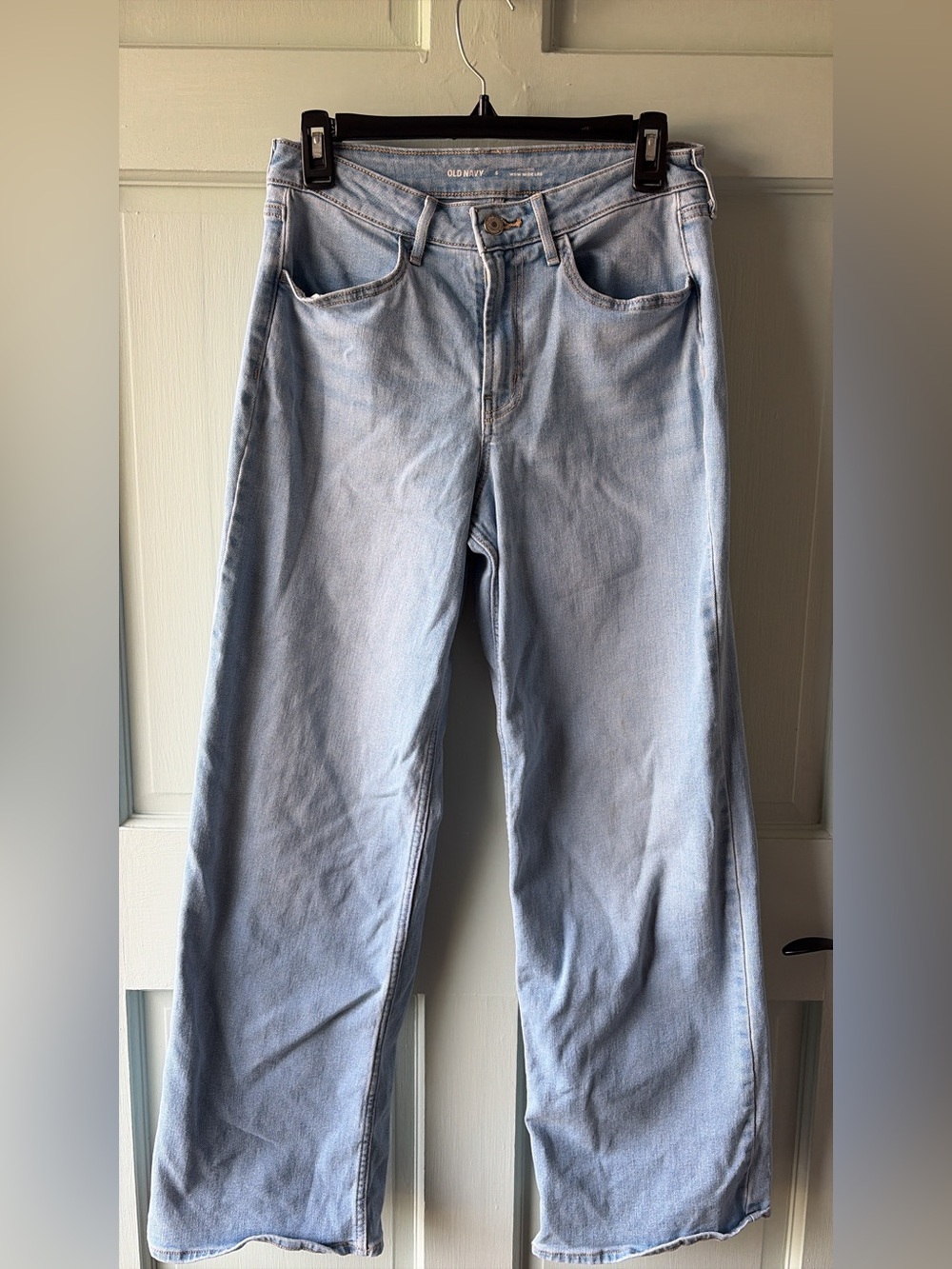 Old Navy Women's Light Wash Wide Leg Jeans